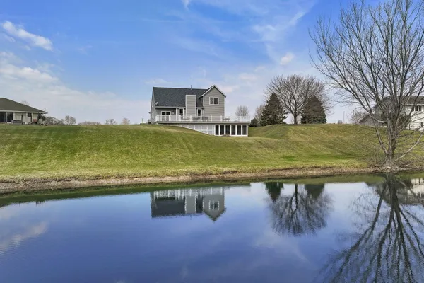 $579,900 | W5071 Clearwater Lane, Sugar Creek, WI 53121