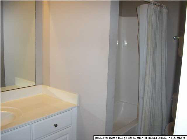 4441 Burbank Drive, Unit 308 Baton Rouge, LA 70820 - Photo 6 of 9