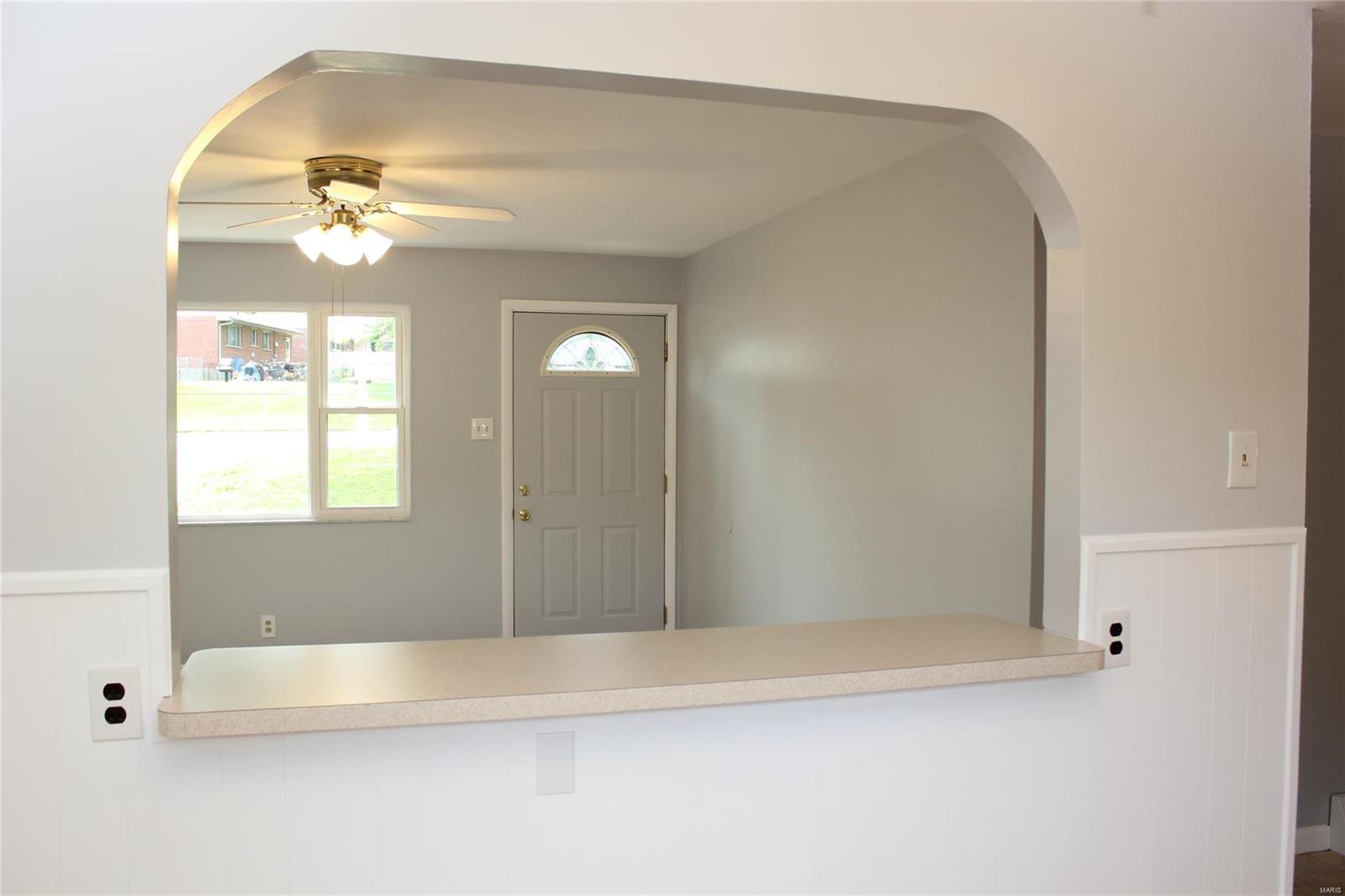 10743 Mueller Road St. Louis, MO 63123 - Photo 9 of 67 Gallery Image 9