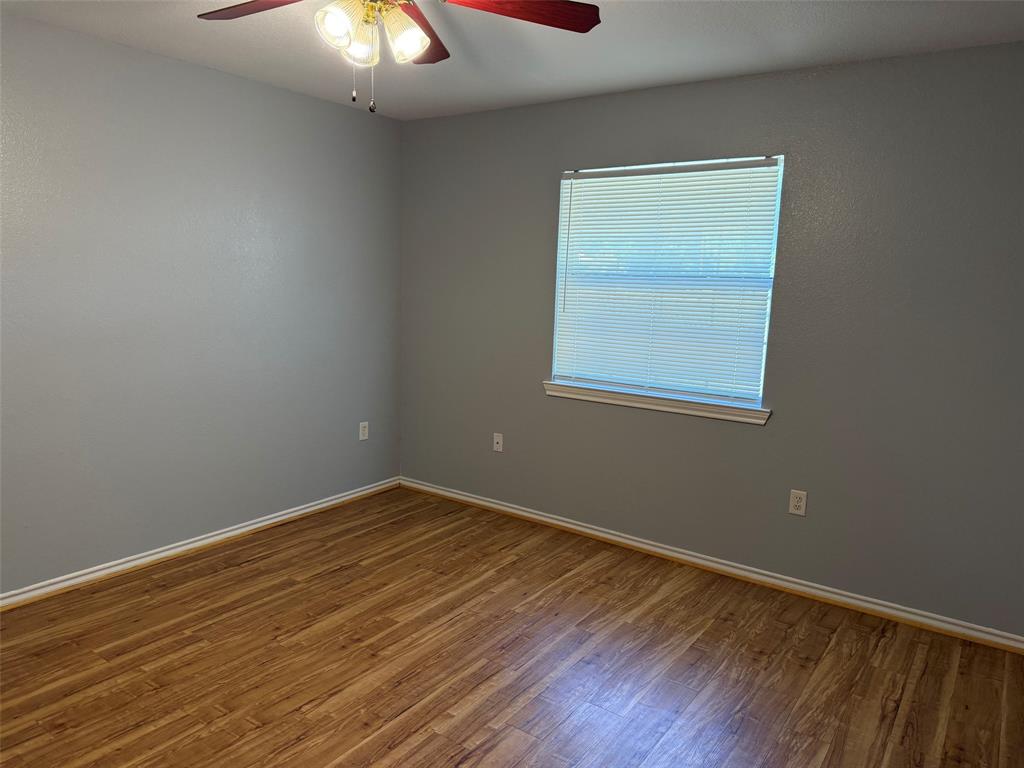 204 School House Road Paradise, TX 76073 - Photo 9 of 15