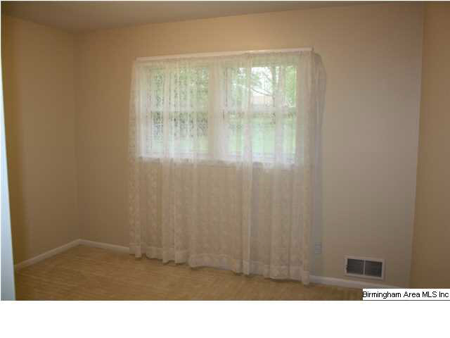 1212 Robertson Road Anniston, AL 36207 - Photo 13 of 29