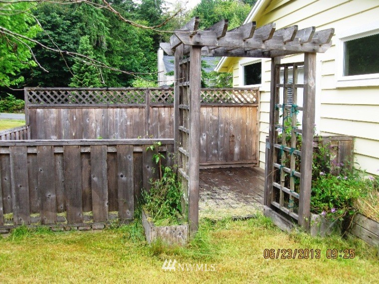 101 Hughes Road Port Angeles, WA 98362 - Photo 15 of 16 Gallery Image 15
