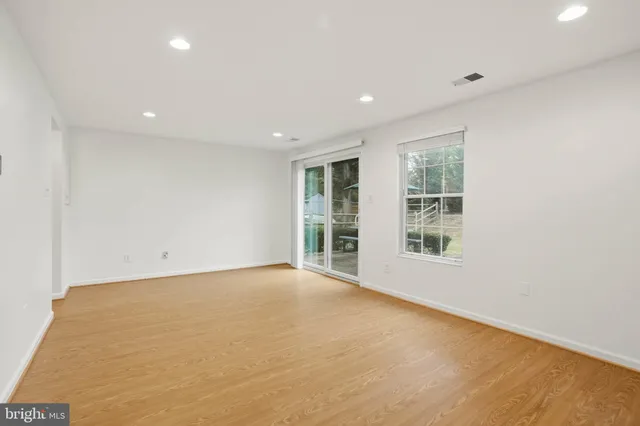 $355,000 | 6255 Blue Dart Place, Columbia, MD 21045