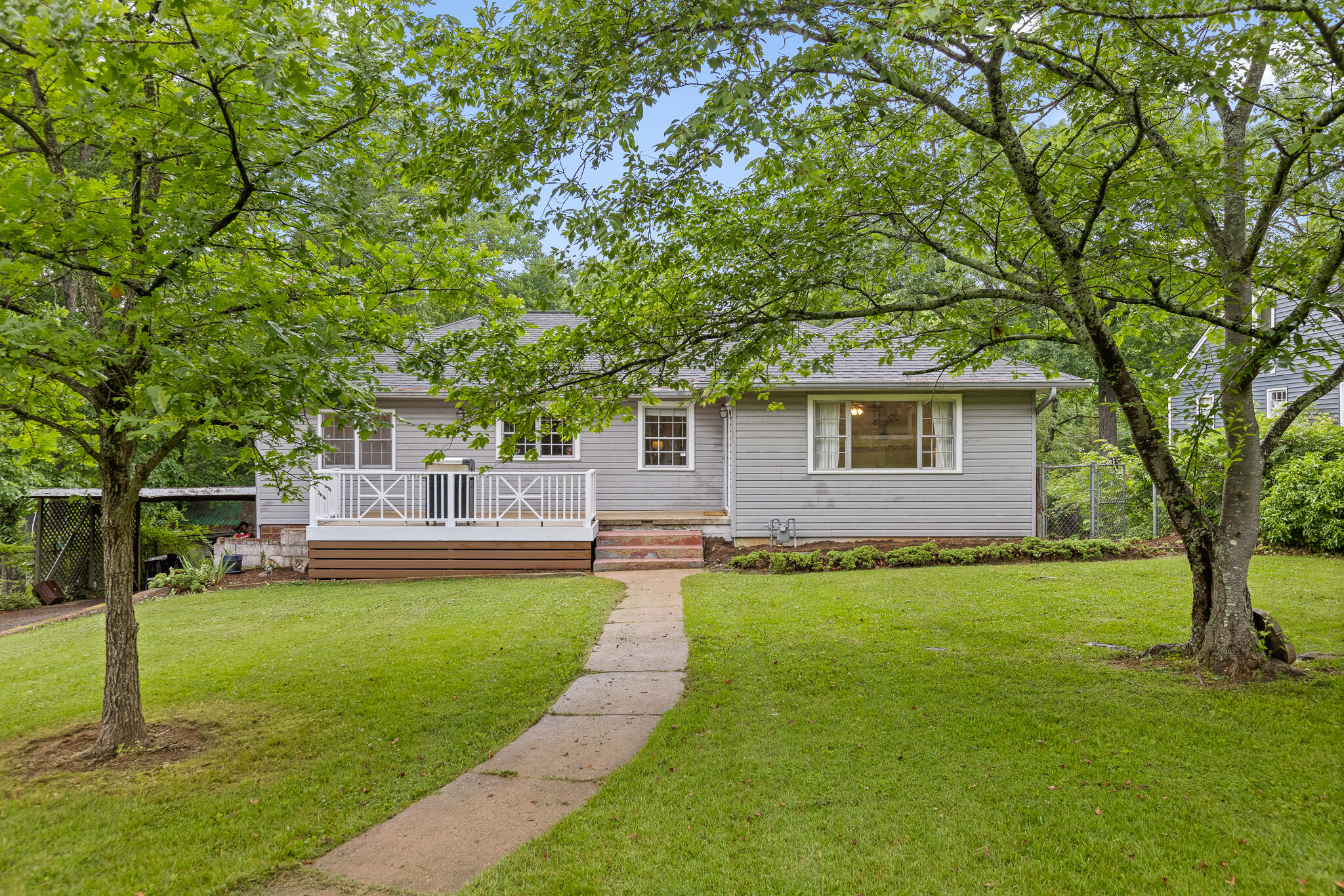 903 Ridgeway Avenue Signal Mountain, TN 37377 - Photo 37 of 38 Exterior