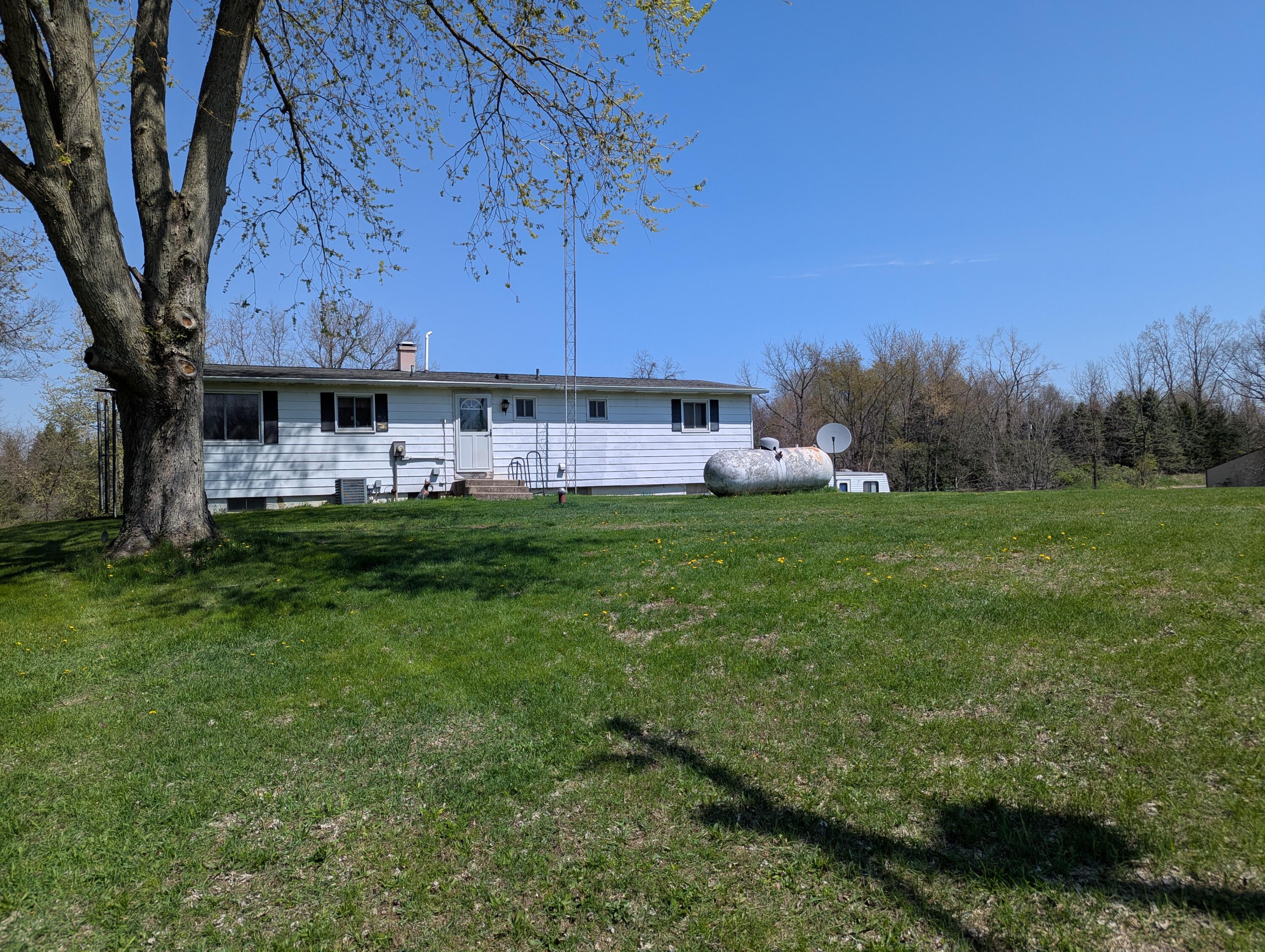 13421 Woerner Road Manitou Beach, MI 49253 - Photo 19 of 30 PXL_20260422_162625301