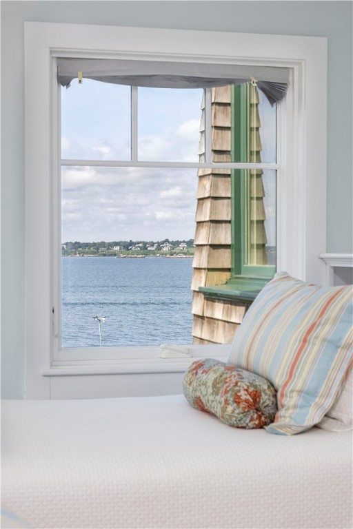 354 Beavertail Road Jamestown, RI 02835 - Photo 33 of 49