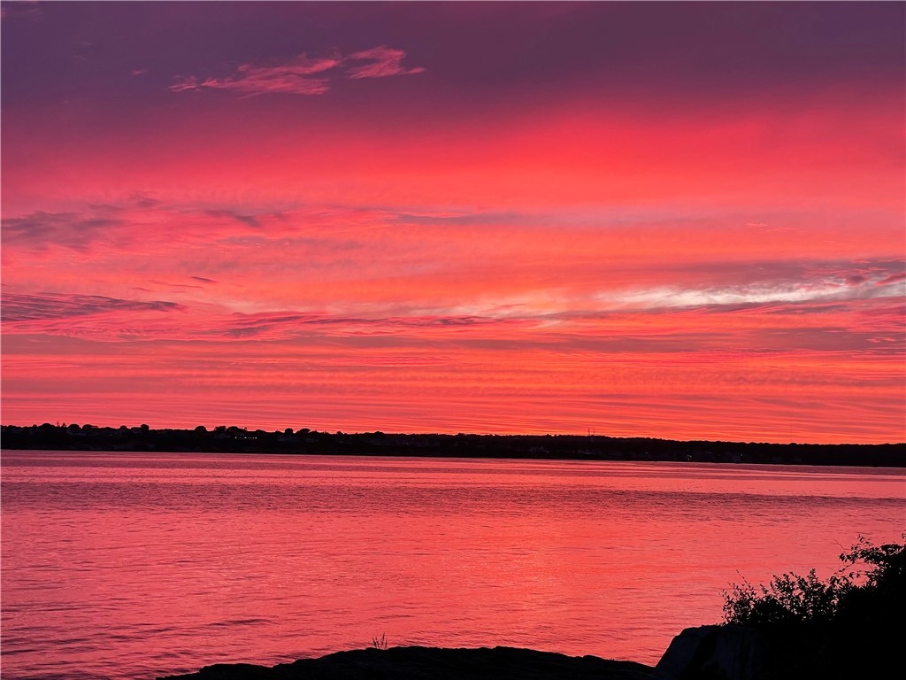 354 Beavertail Road Jamestown, RI 02835 - Photo 46 of 49