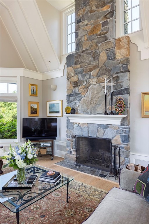 354 Beavertail Road Jamestown, RI 02835 - Photo 9 of 49