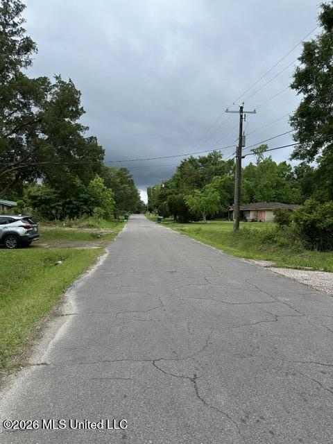 4642 Hilma Street Moss Point, MS 39563 - Photo 9 of 13 IMG_0965