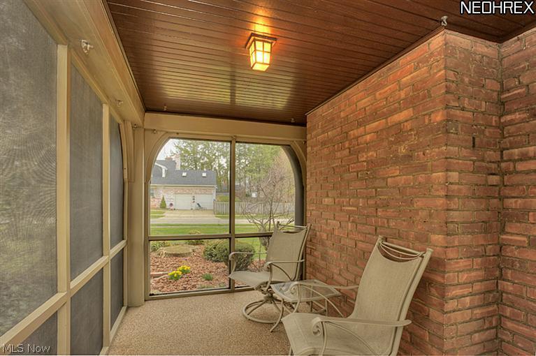 19254 North Sagamore Road Fairview Park, OH 44126 - Photo 10 of 22