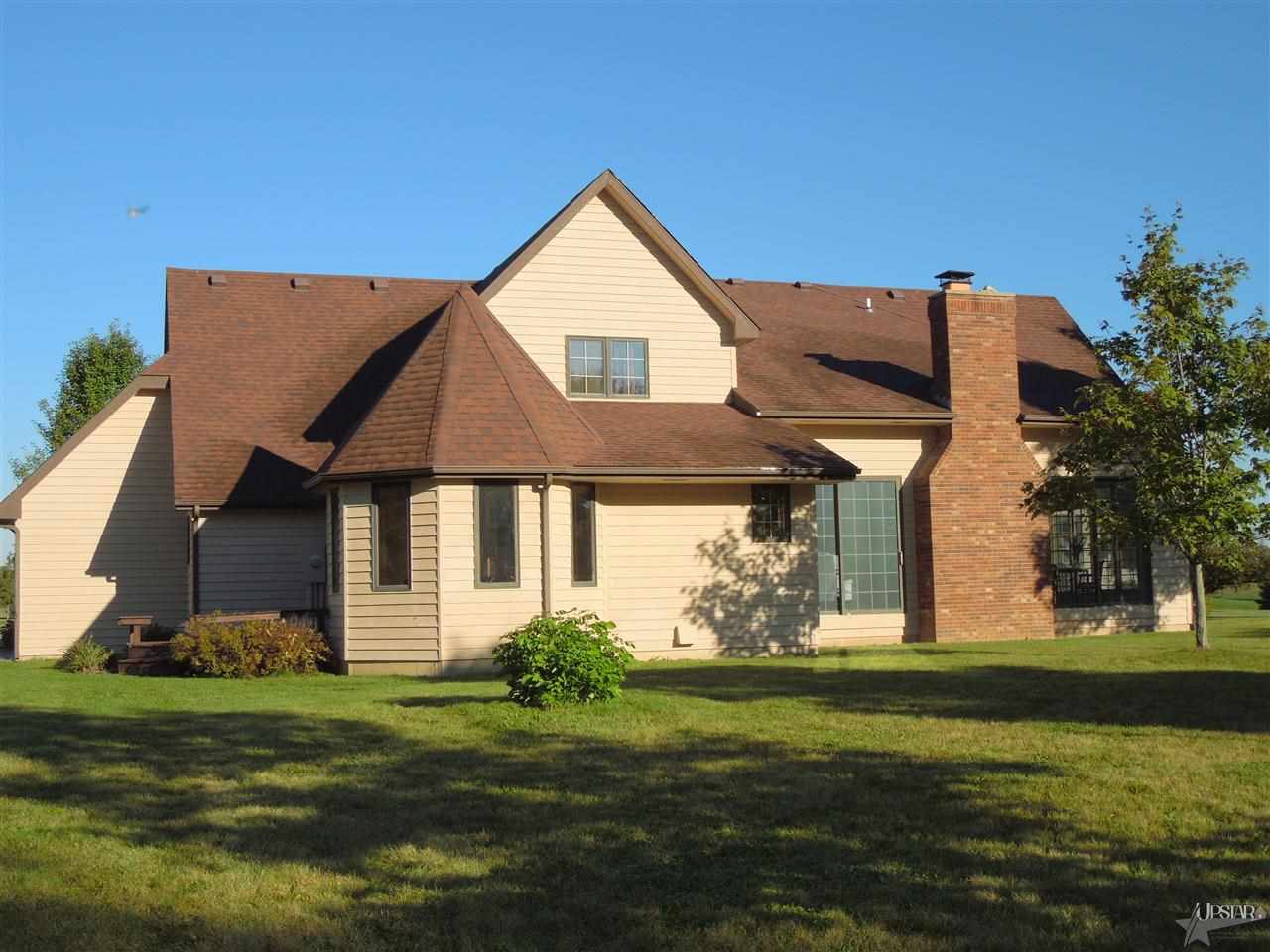 6822 Hosler Road Leo, IN 46765 - Photo 2 of 30