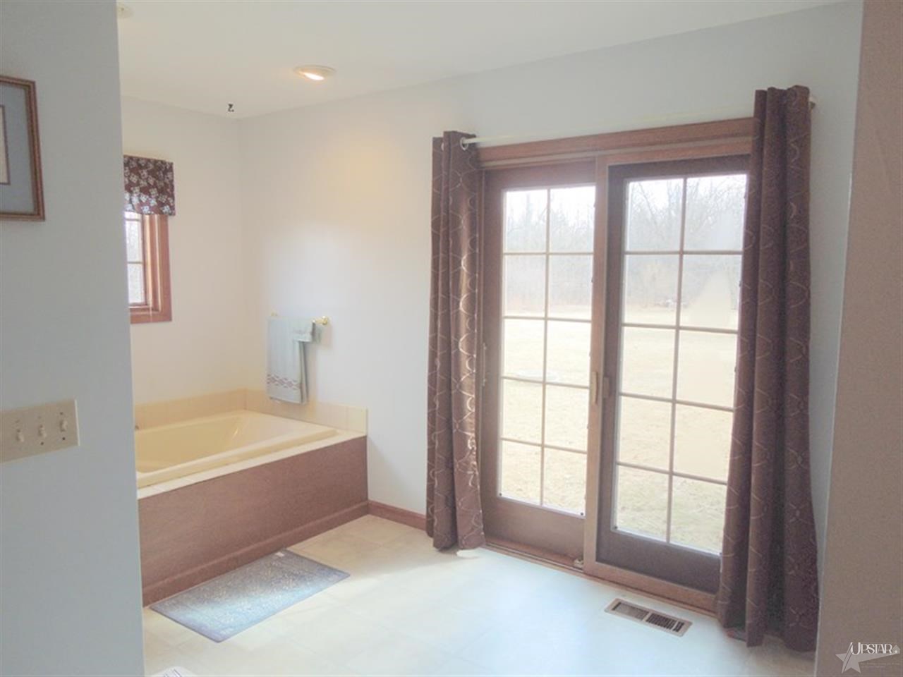 6822 Hosler Road Leo, IN 46765 - Photo 19 of 30