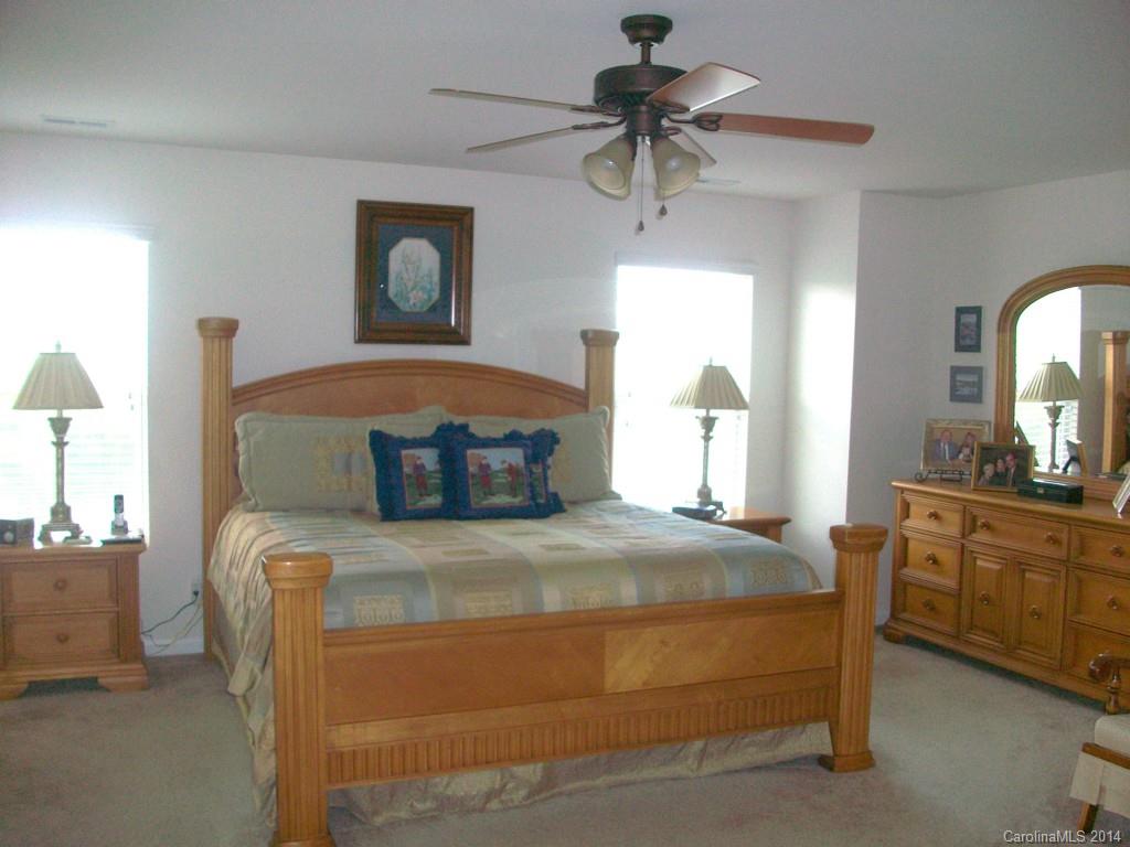 8318 Ruby Valley Road Charlotte, NC 28277 - Photo 10 of 15 Gallery Image 10