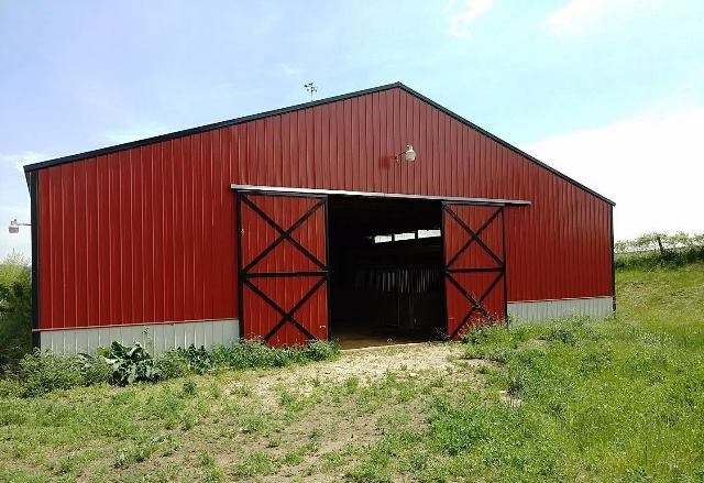 10009 Center Road Durand, IL 61024 - Photo 8 of 25