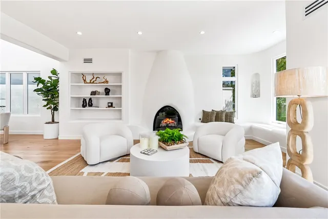 $7,950,000 | 541 4th Street, Manhattan Beach, CA 90266