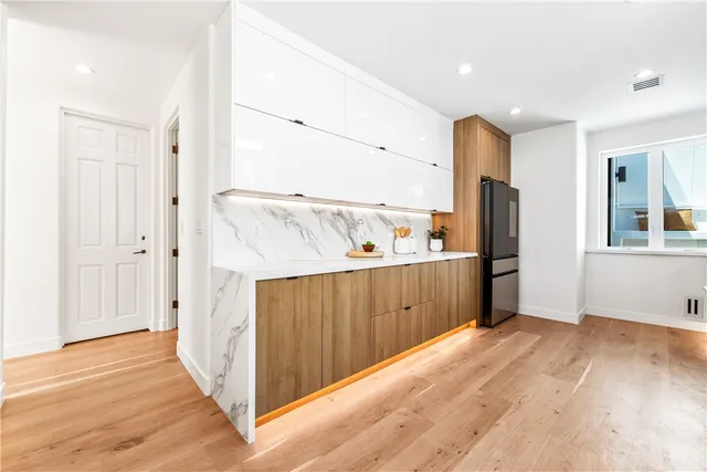 $7,950,000 | 541 4th Street, Manhattan Beach, CA 90266