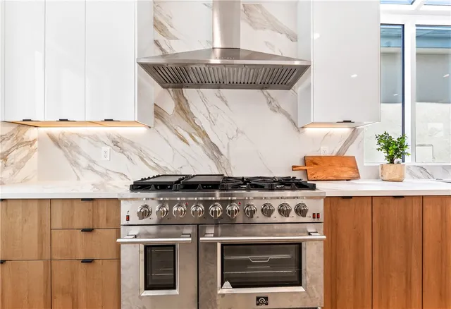 $7,950,000 | 541 4th Street, Manhattan Beach, CA 90266