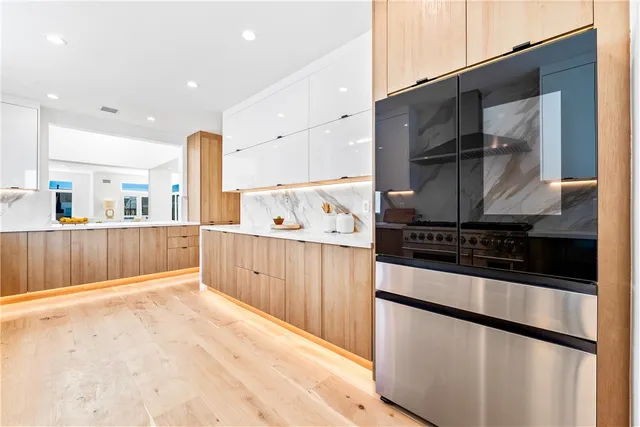 $7,950,000 | 541 4th Street, Manhattan Beach, CA 90266