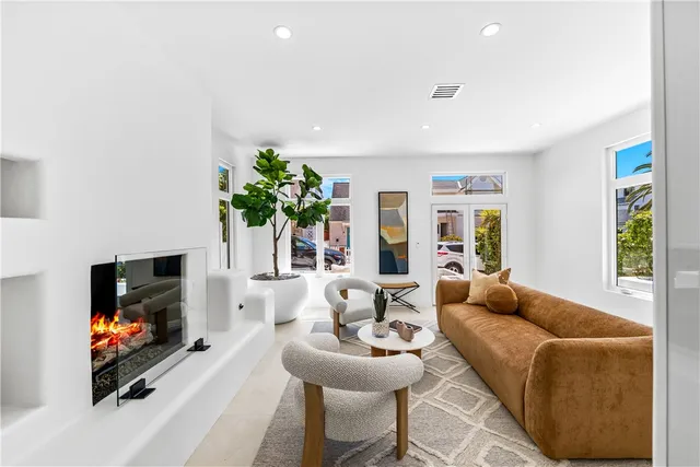 $7,950,000 | 541 4th Street, Manhattan Beach, CA 90266