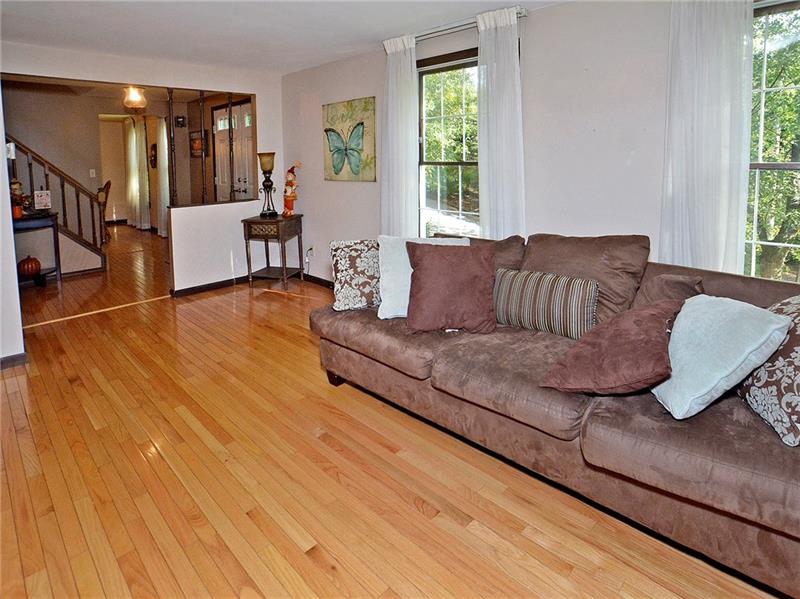 114 Forest Hills Road Pittsburgh, PA 15221 - Photo 7 of 25 Gallery Image 7