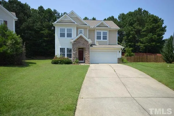 $2,200 | 1507 Hinchliff Court, Fuquay-Varina, NC 27526