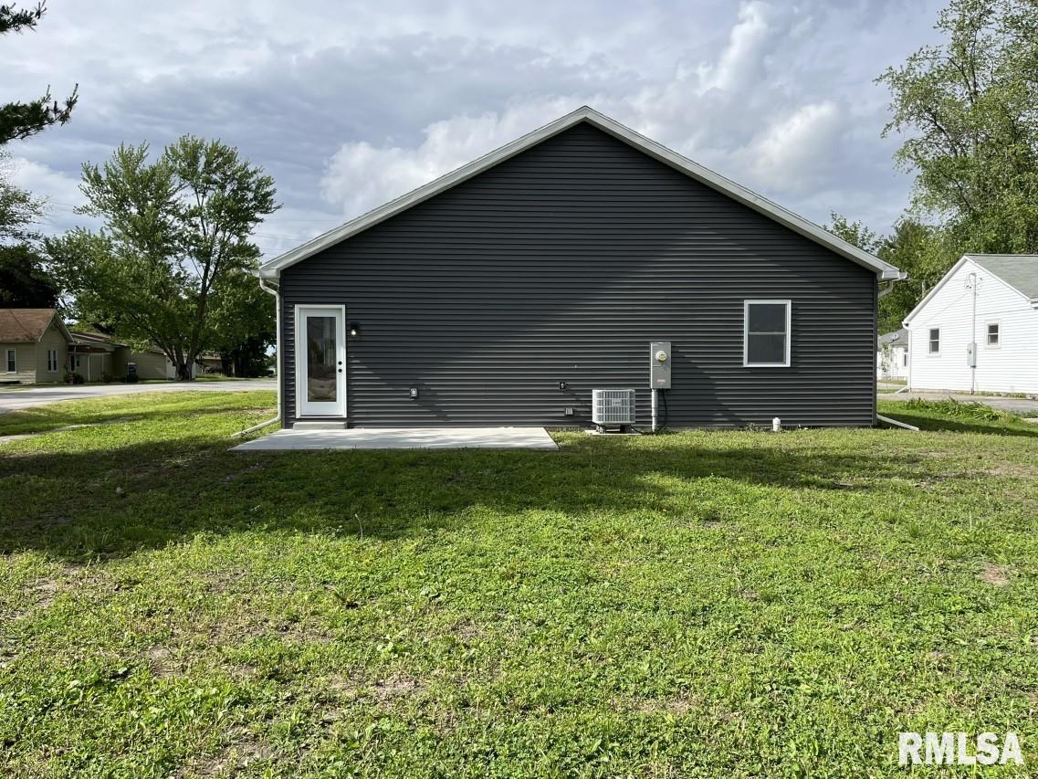 211 West Prairie Street Camp Point, IL 62320 - Photo 29 of 29