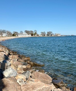 33 Wilford Road Branford, CT 06405 - Photo 16 of 17