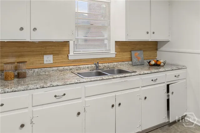 $283,000 | 1523 East 54th Street, Savannah, GA 31404