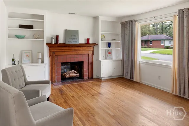 $283,000 | 1523 East 54th Street, Savannah, GA 31404