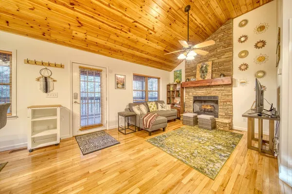 $287,500 | 238 Teakwood Trail, Murphy, NC 28906