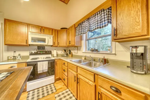 $287,500 | 238 Teakwood Trail, Murphy, NC 28906