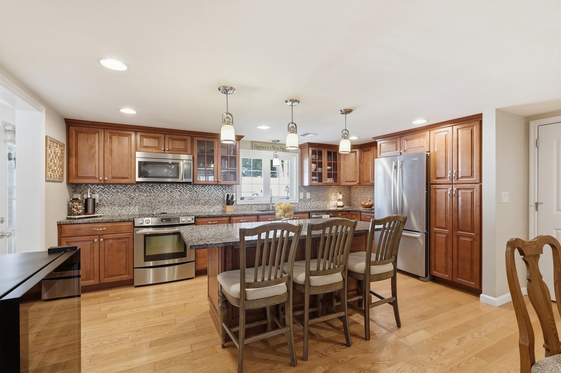 33 Westwind Road Andover, MA 01810 - Photo 10 of 29 Gallery Image 10