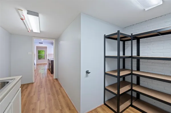 $1,950 | 3 Dorado Drive, Friendswood, TX 77546