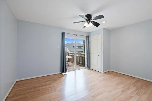 $1,950 | 3 Dorado Drive, Friendswood, TX 77546