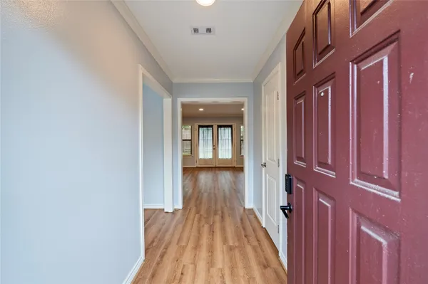 $1,950 | 3 Dorado Drive, Friendswood, TX 77546