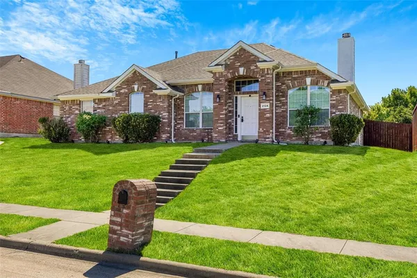$311,000 | 2124 Hickory Ridge Drive, Mesquite, TX 75181