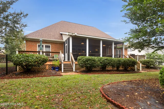 $515,000 | 113 Reinach Lane, New Bern, NC 28562