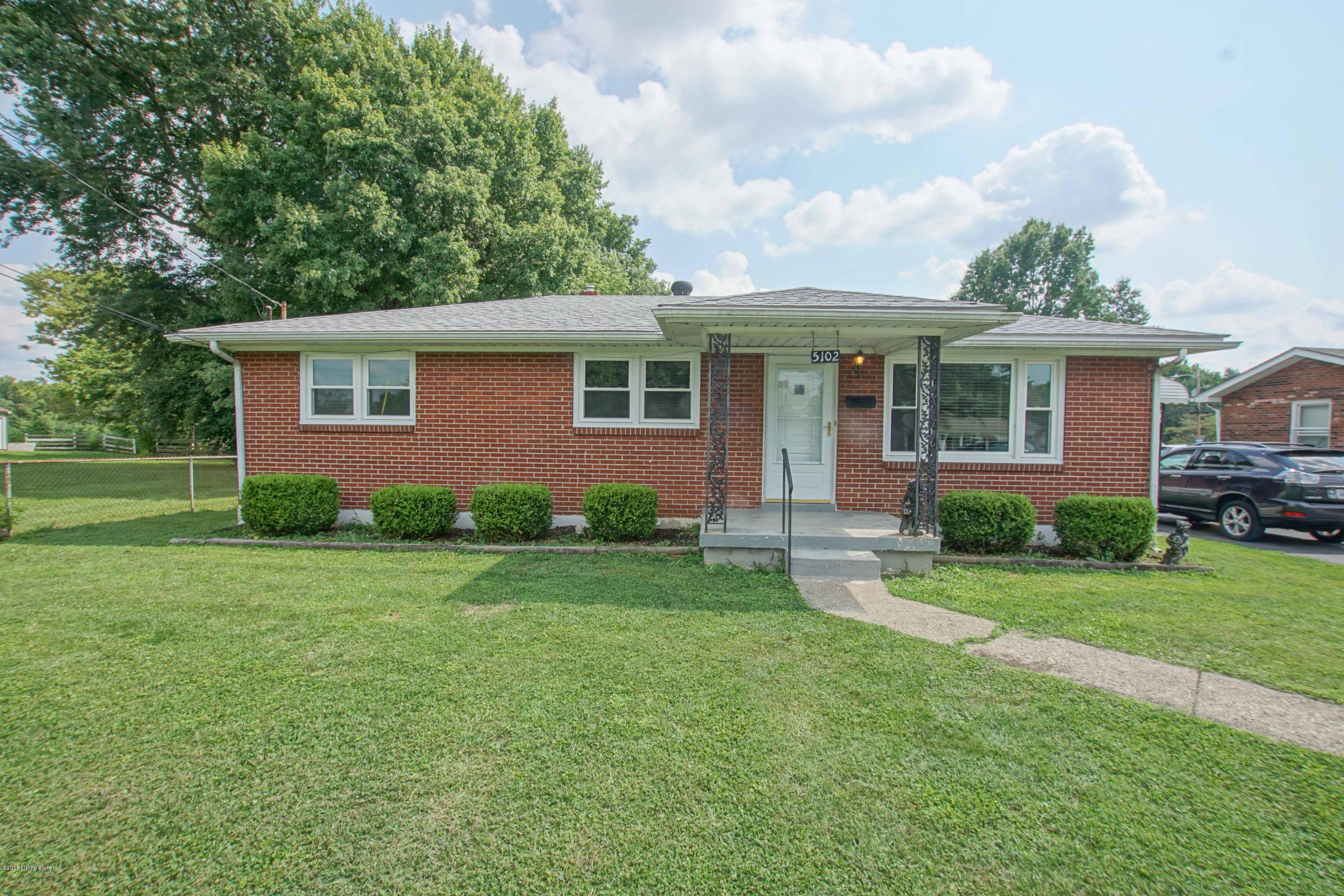 5102 Cooper Chapel Road Louisville, KY 40229 - Photo 4 of 37 5102 Cooper Chapel Road (4 of 37)