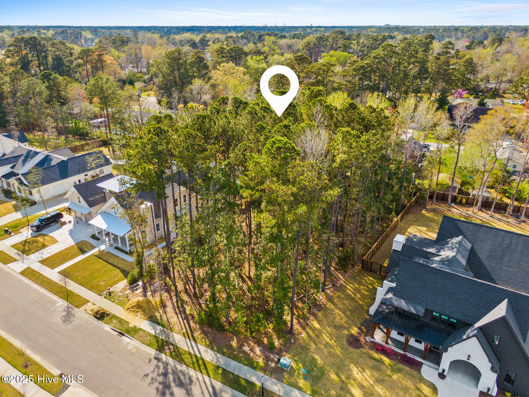 412 East Blackbeard Road Wilmington, NC 28409 - Photo 11 of 12 022_412_east_blackbeard_road-22_339