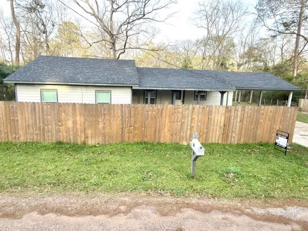 $199,000 | 151 White Oak Drive, Shepherd, TX 77371
