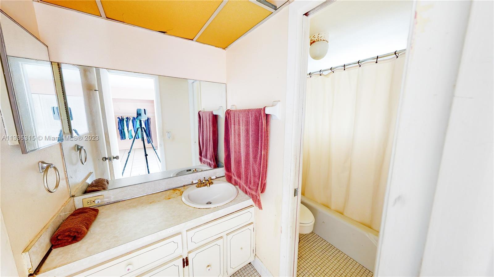 1750 West 46th Street, Unit 312 Hialeah, FL 33012 - Photo 24 of 41 a view of a walk in closet