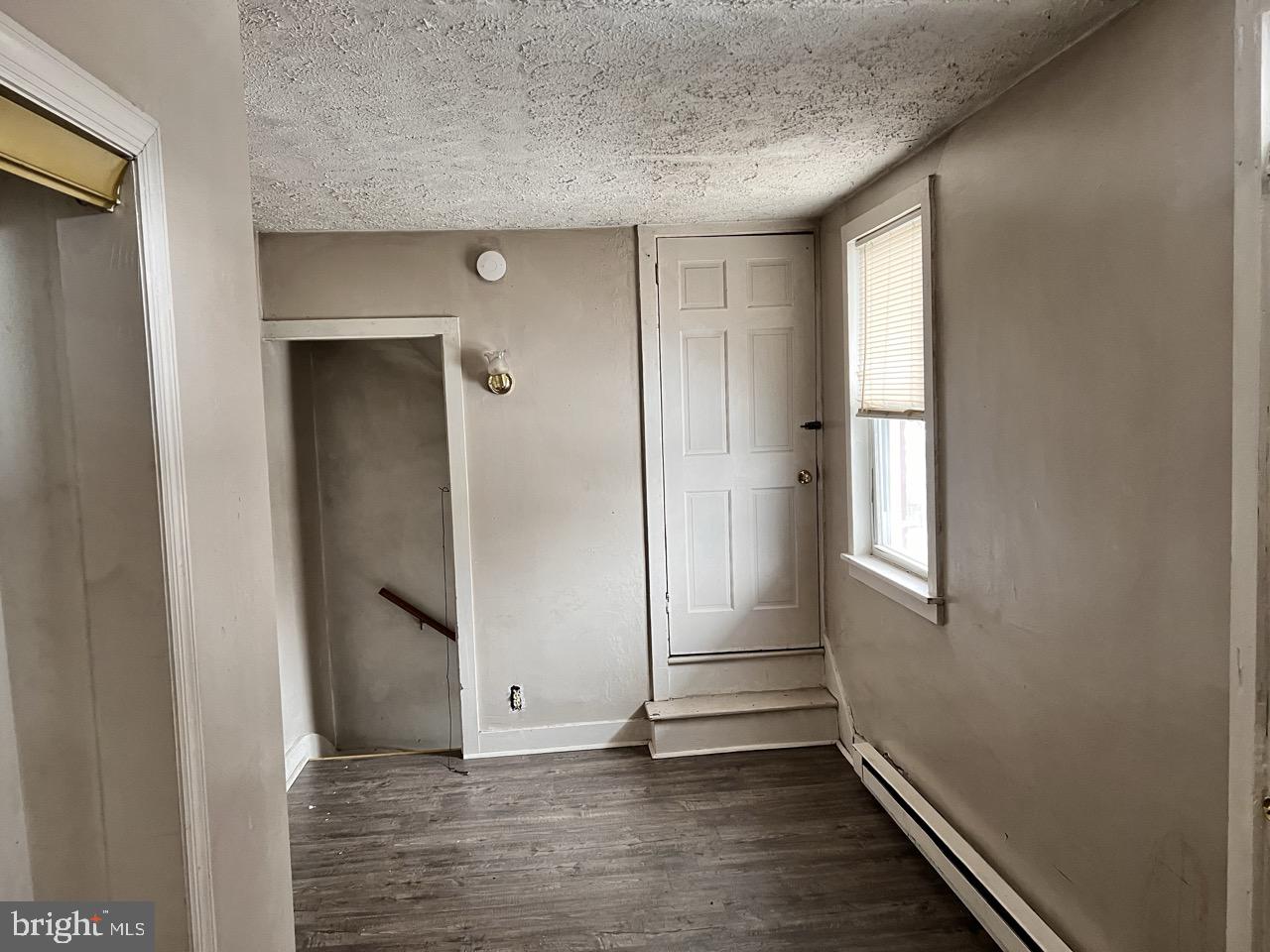 549 Manor Street Lancaster, PA 17603 - Photo 20 of 29 Bedroom 3 and backstairs