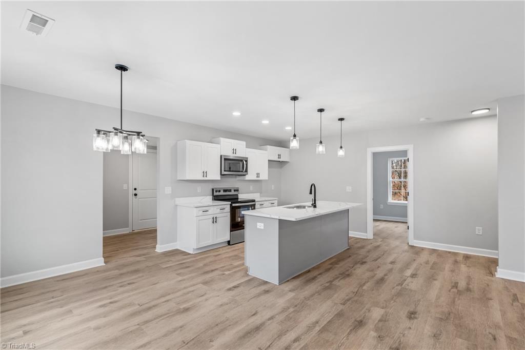 4909 McGee Road Walkertown, NC 27051 - Photo 6 of 31