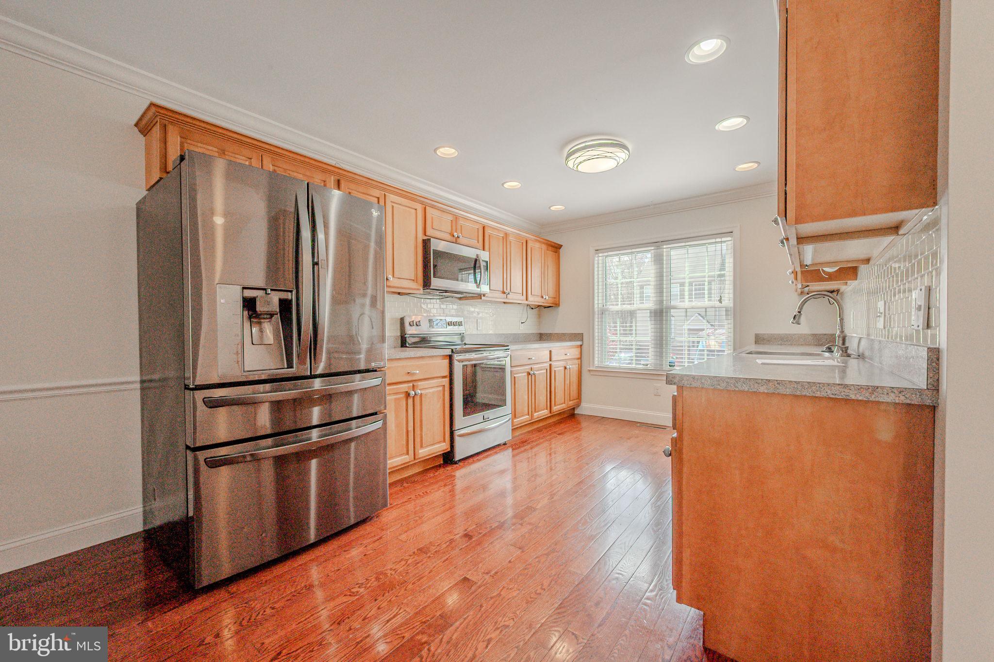 961 Rue Madora Bear, DE 19701 - Photo 4 of 33