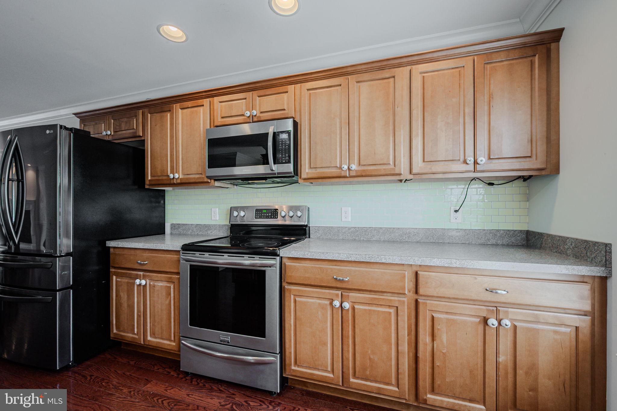 961 Rue Madora Bear, DE 19701 - Photo 7 of 33