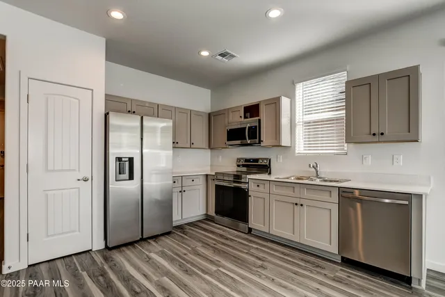 $2,125 | 175 North Village Way, Unit 65, Dewey, AZ 86327