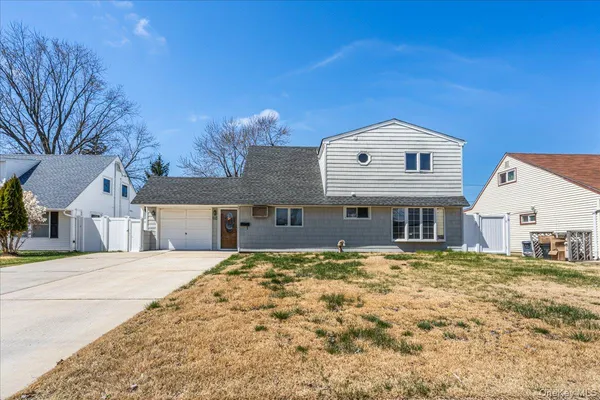 $745,000 | 65 Prentice Road, Levittown, NY 11756