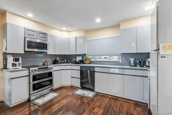 $745,000 | 65 Prentice Road, Levittown, NY 11756