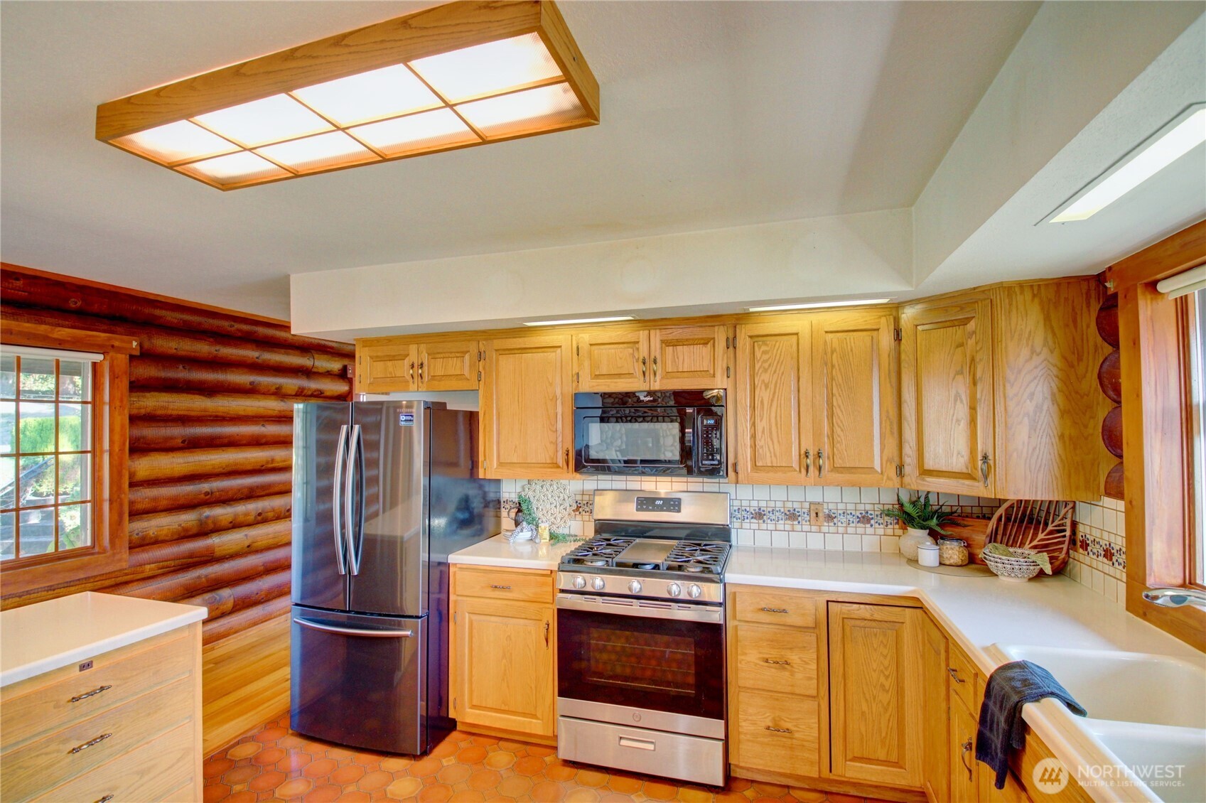 17368 Maple Lane La Conner, WA 98257 - Photo 13 of 40