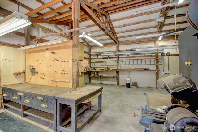 $945,000 | 17368 Maple Lane, La Conner, WA 98257